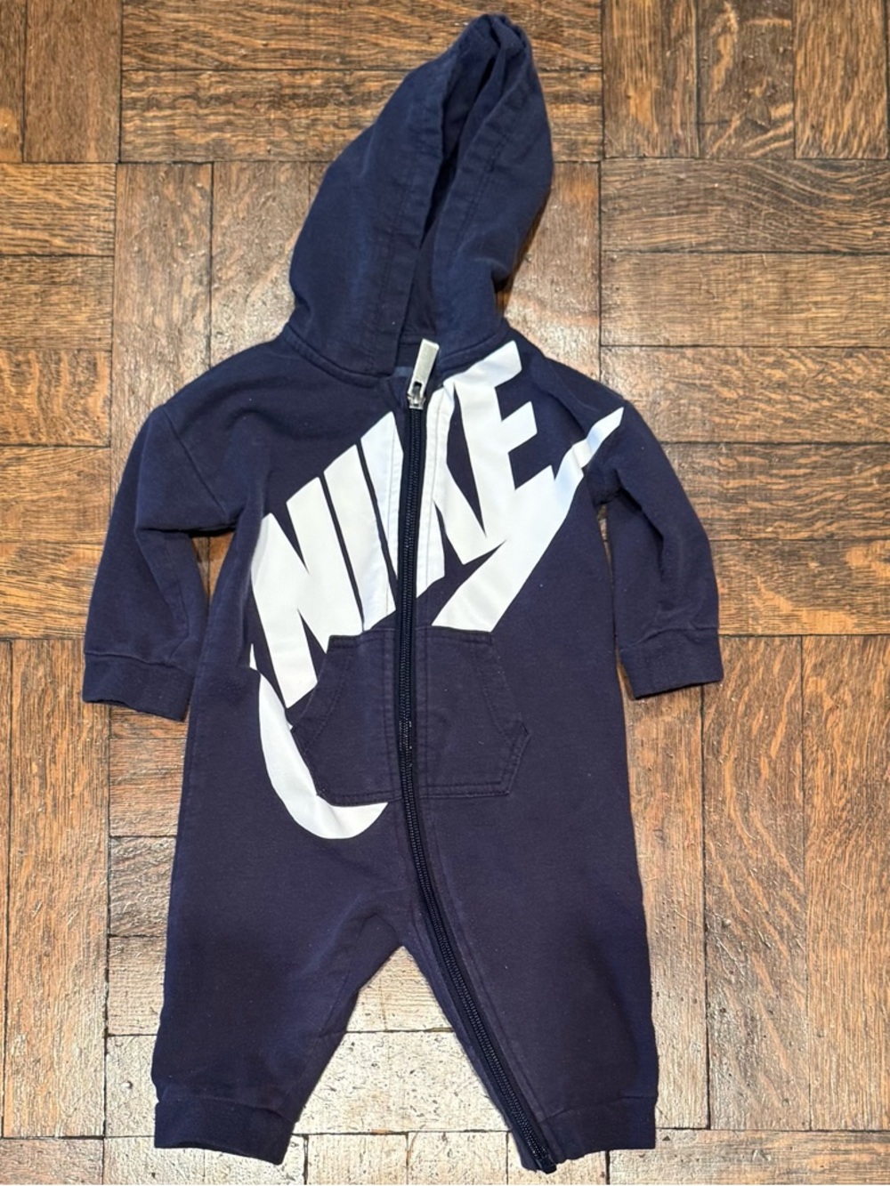 Nike Infant Navy Blue Hooded One Piece Romper Playsuit Size 6-9 Months
